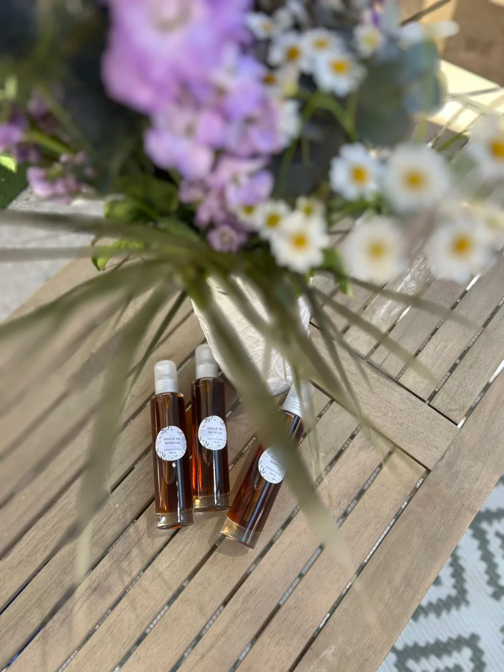 Huile de Nigelle Habachiya flacon vue de haut