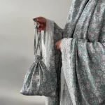 Ensemble de prière Flores - Tissu premium 80% soie bleue fleurie-3