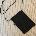 Sacoche-bandouliere-pour-Hajj-et-Omra noire