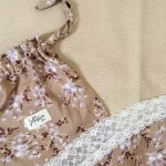 Ensemble flores beige-violet zoom detail