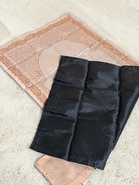 Tapis de Prière Enroulable - Antidérapant & Imperméable | Beige Abricot Élégant