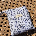 Robe kuala lumpur fleurie blanc et bleu