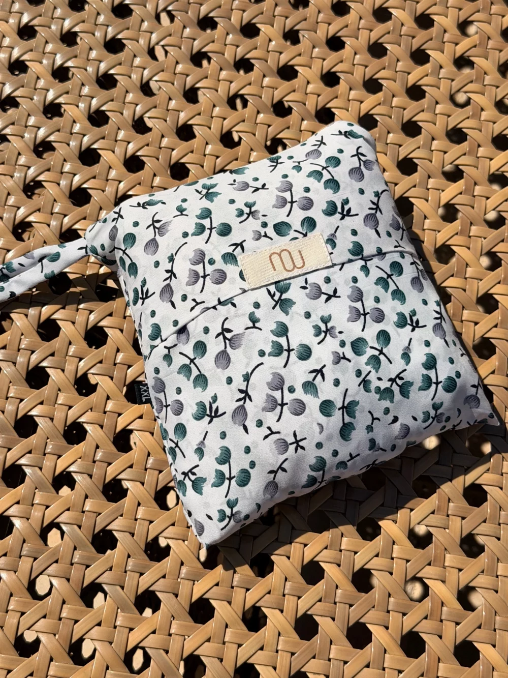 Robe kuala lumpur fleurie blanc et verte